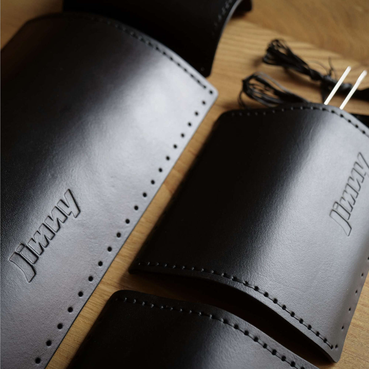 Suzuki Jimny (2018+) Deluxe Leather Handle Set