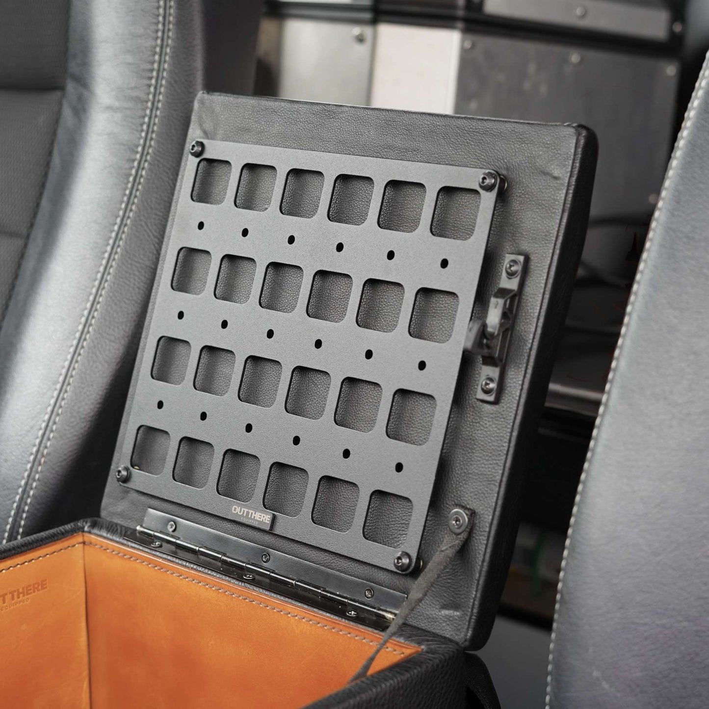 Defender Cubby Box Molle