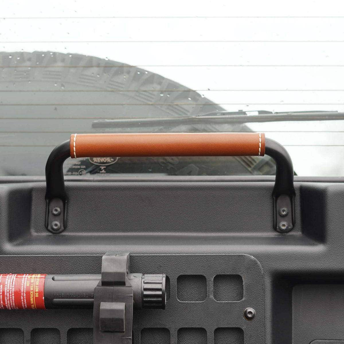 Classic Defender Safari Door Handle Leather Cover - Tan with Cream Stitching