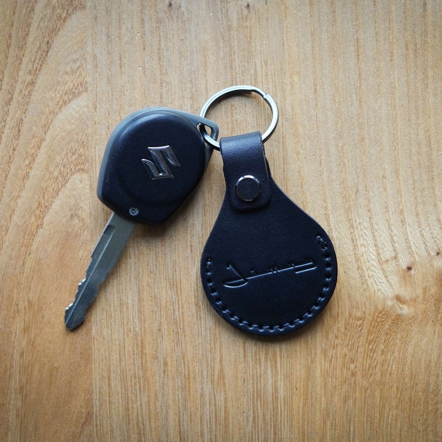 Deluxe Leather Key Ring - Cursive Jimny Deboss - AirTag Compatible