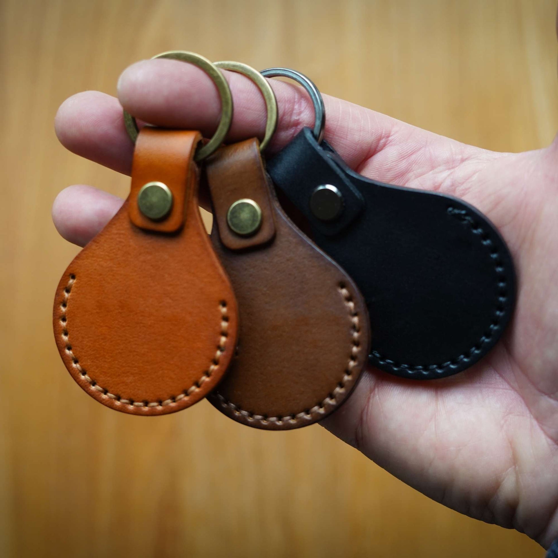 Deluxe Leather Key Ring - AirTag Compatible
