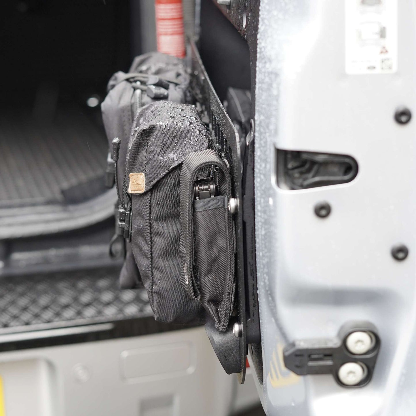 New Defender Tailgate Organiser Panel