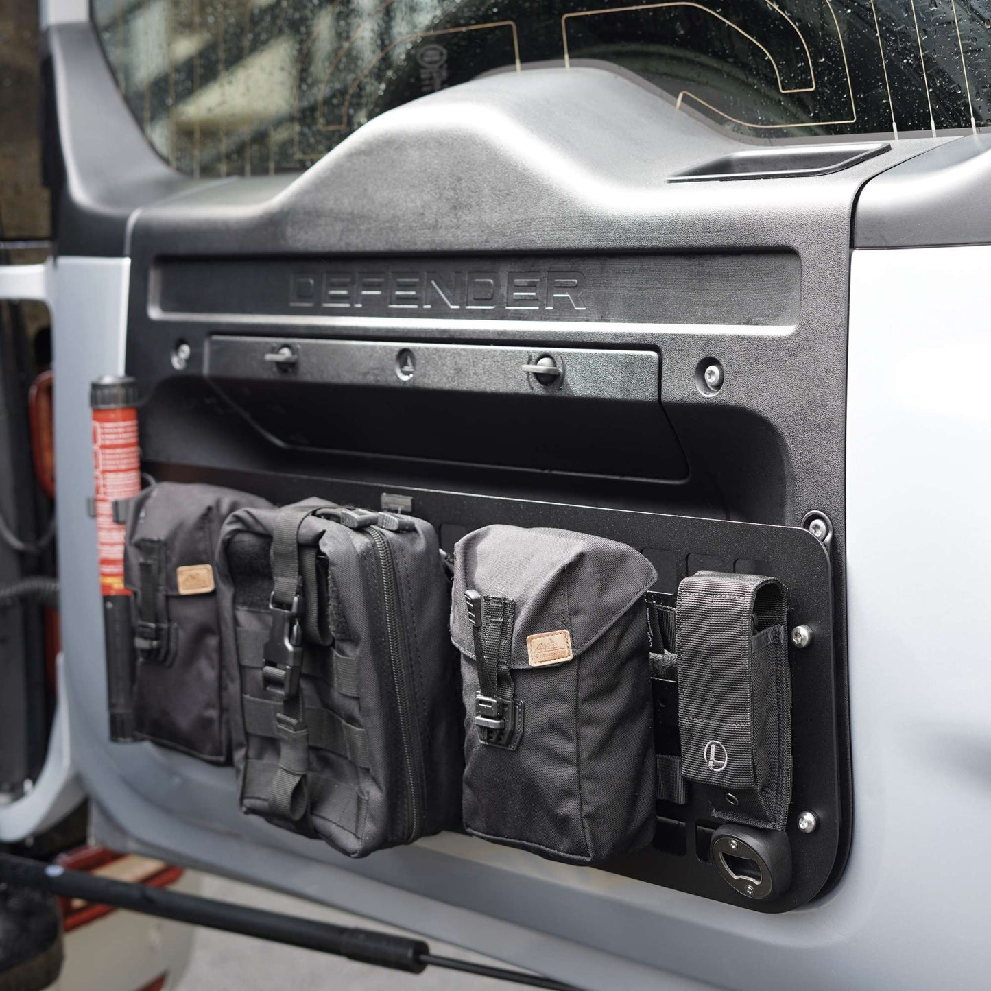 New Defender Tailgate Organiser Panel