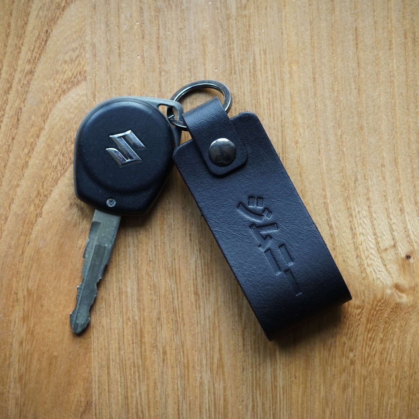 Suzuki Jimny Katakana Leather Key Ring - Black