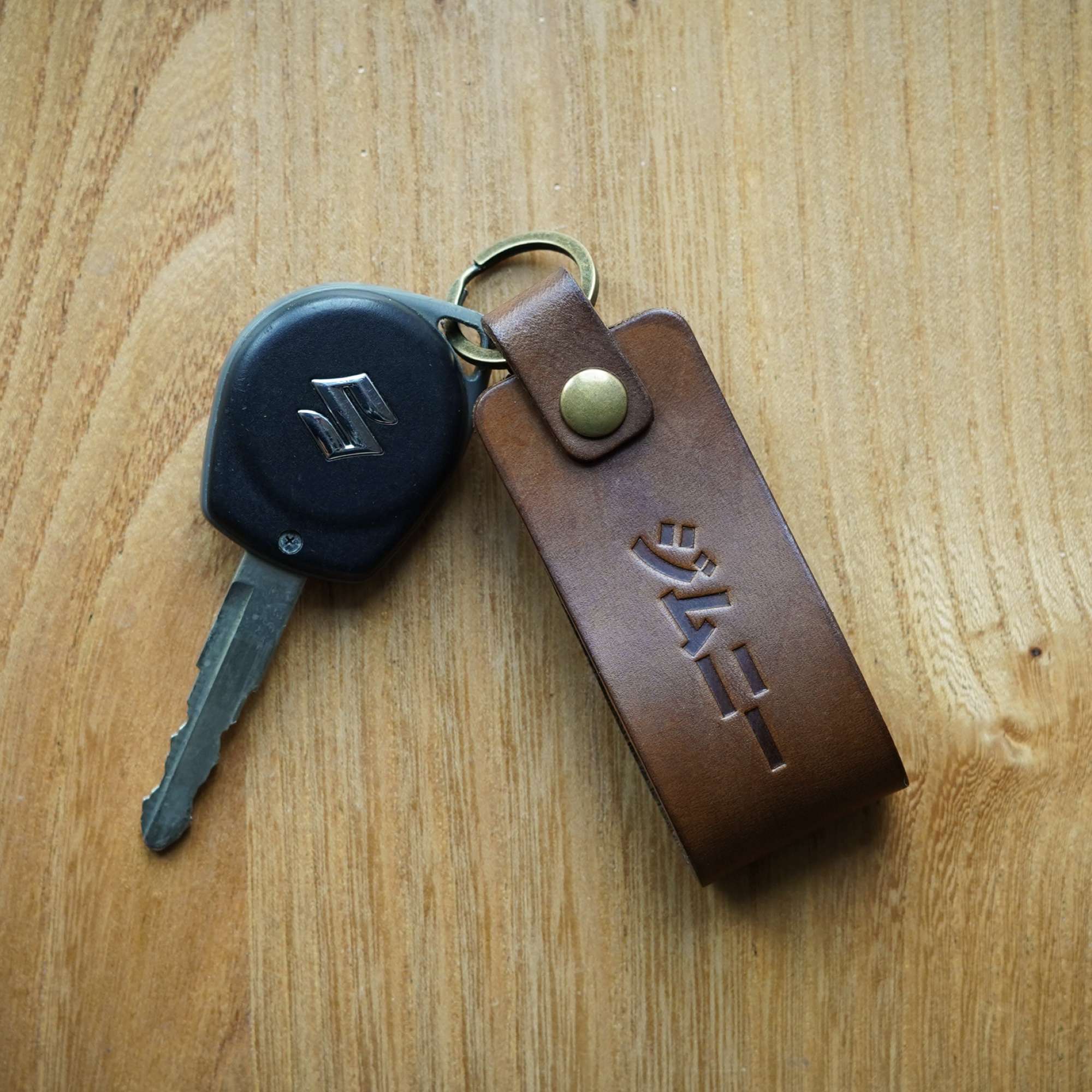 Katakana “Jimny” Leather Key Ring – Out There Equipped